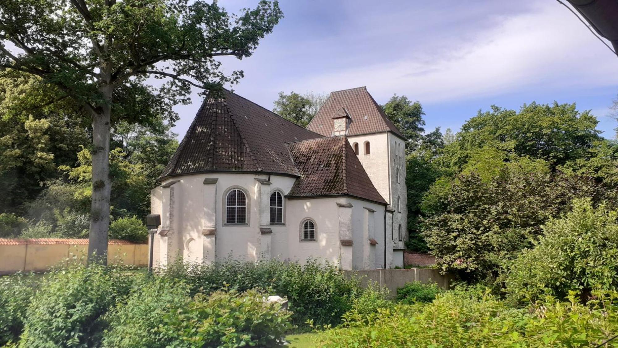 „Altes Forsthaus“ Am Schloss Uelzen Bagian luar foto