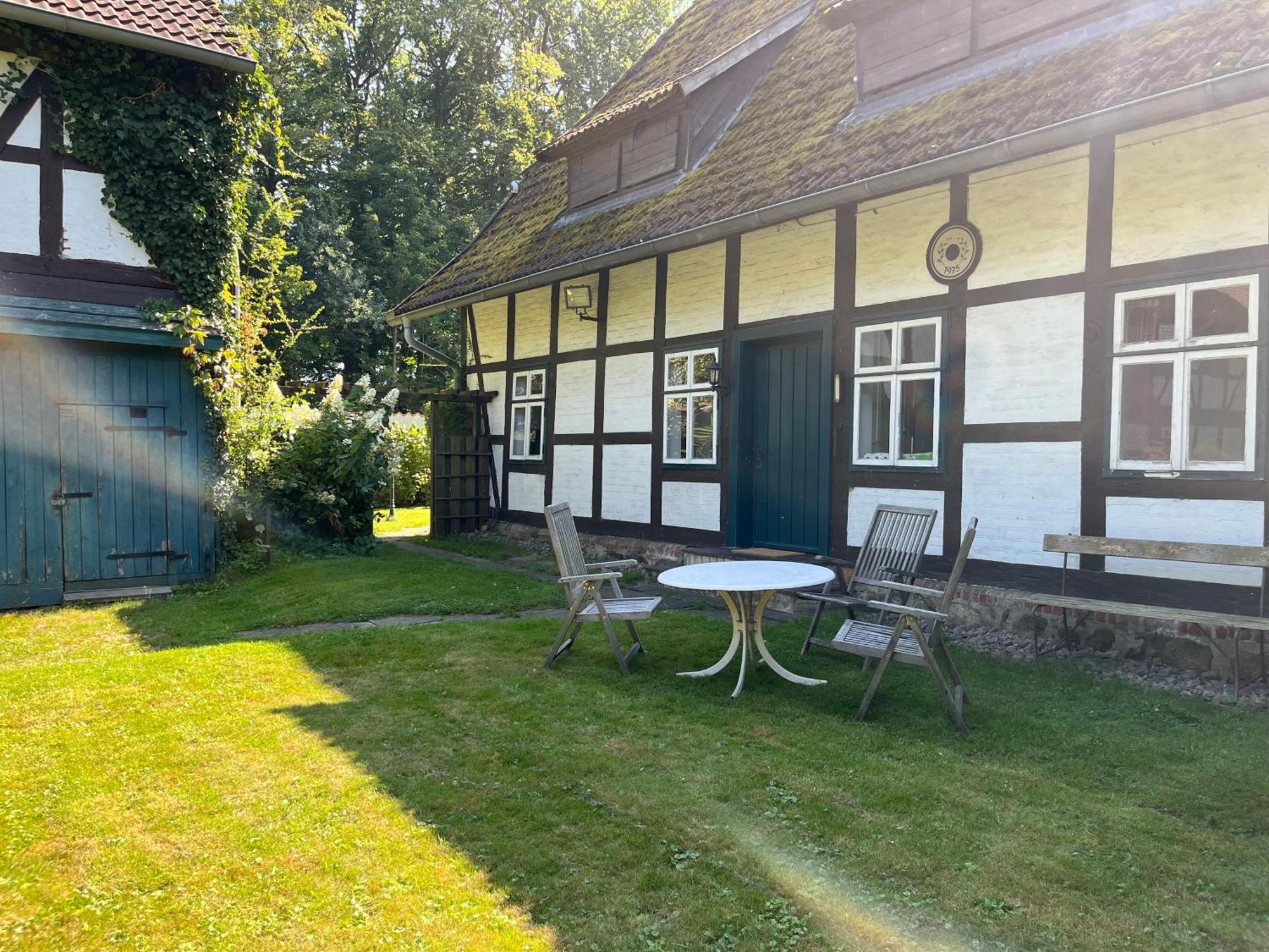 „Altes Forsthaus“ Am Schloss Uelzen Bagian luar foto